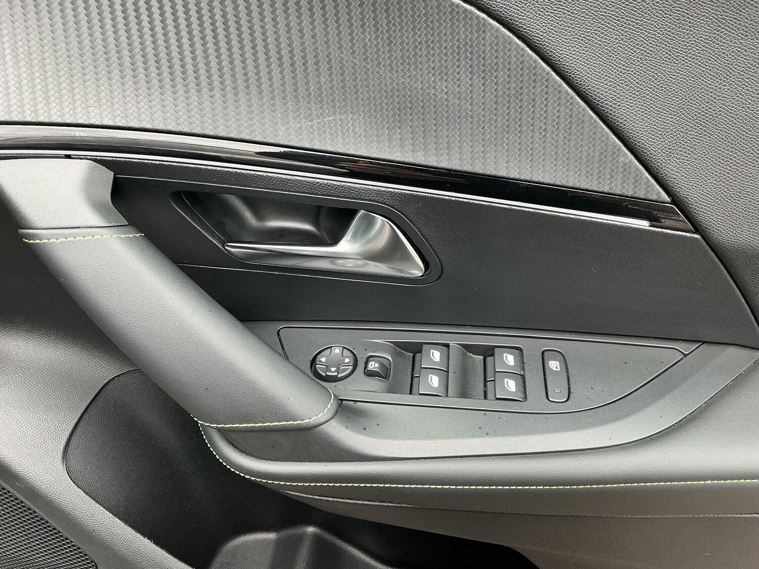 Used Peugeot 2008 2023 for sale - 76424485: Photo 36