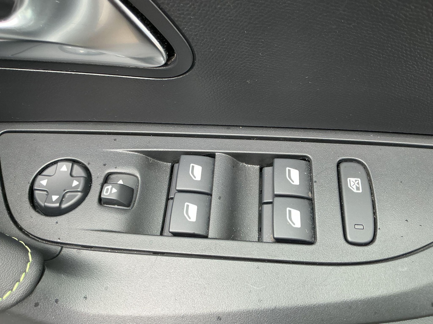 Used Peugeot 2008 2023 for sale - 76424485: Photo 37