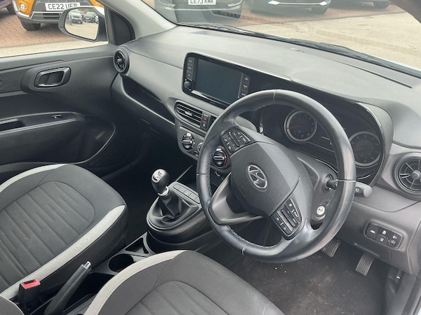 Used Hyundai i10 2022 for sale - 76201048: Photo 12