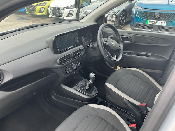 Used Hyundai i10 2022 for sale - 76201048: Photo 13