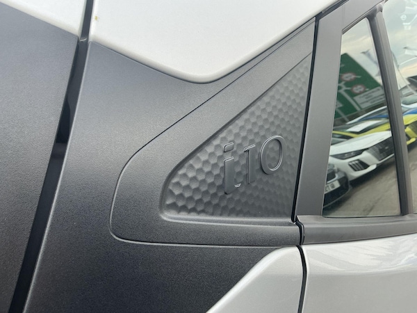 Used Hyundai i10 2022 for sale - 76201048: Photo 32