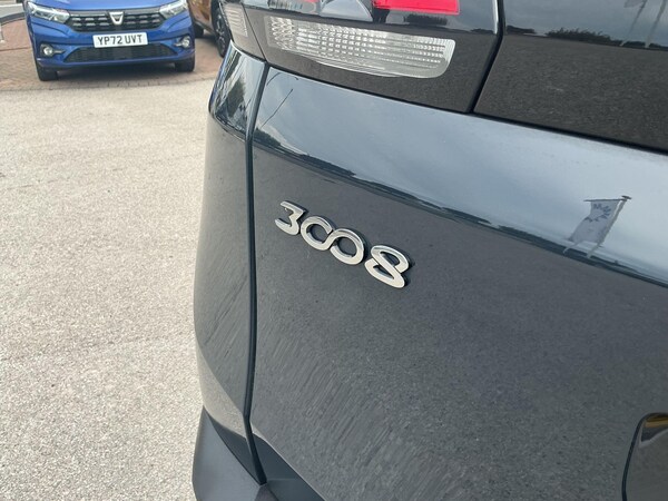 Used Peugeot 3008 2018 for sale - 76239406: Photo 10
