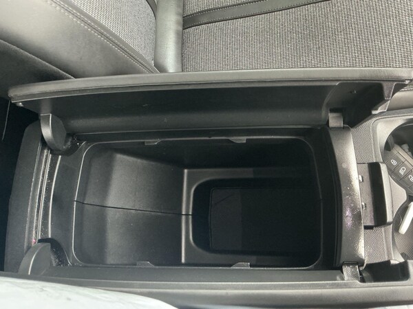 Used Peugeot 3008 2018 for sale - 76239406: Photo 21