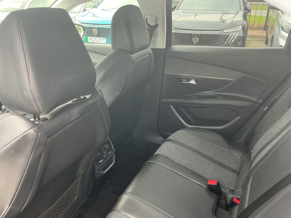 Used Peugeot 3008 2018 for sale - 76239406: Photo 32