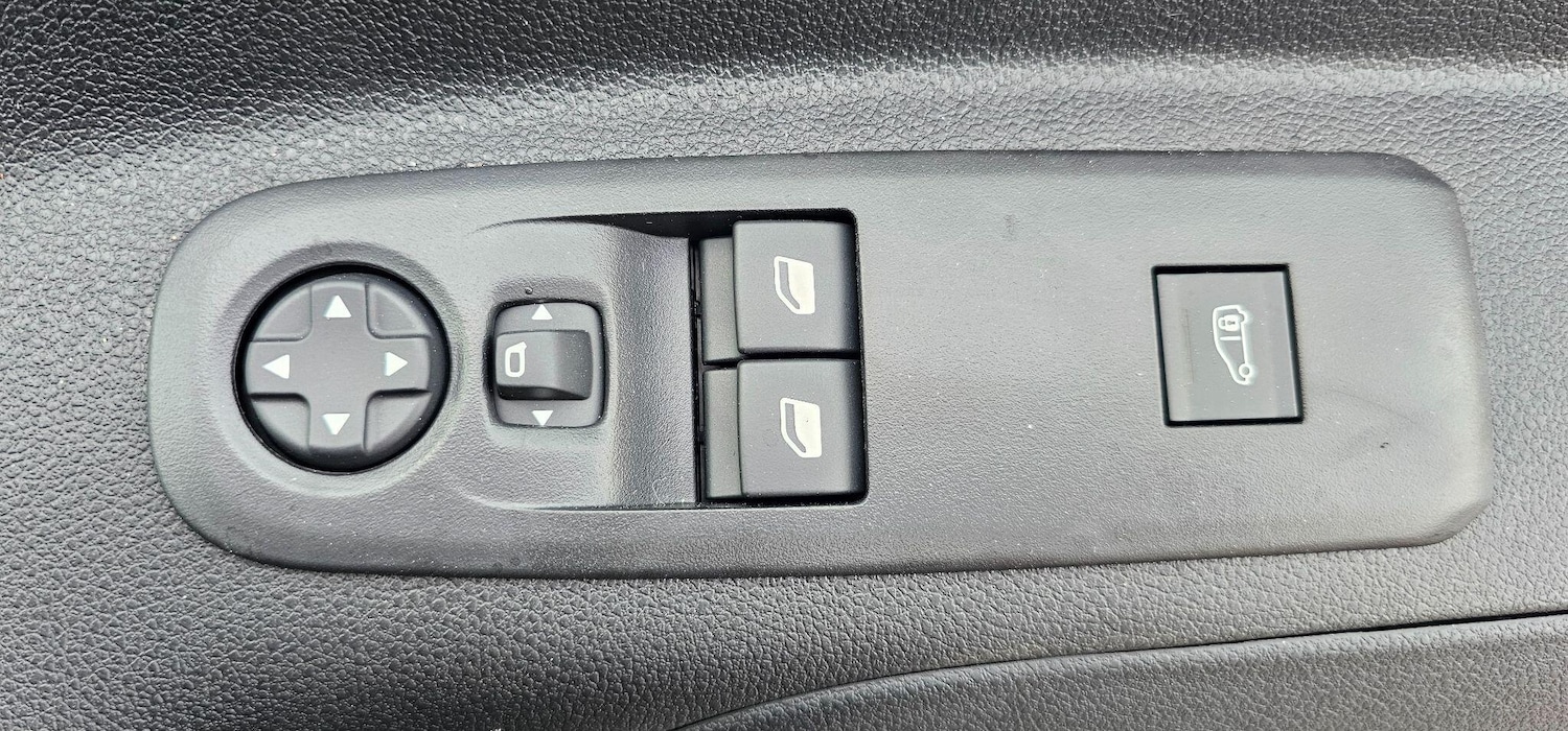 Vehicle 32