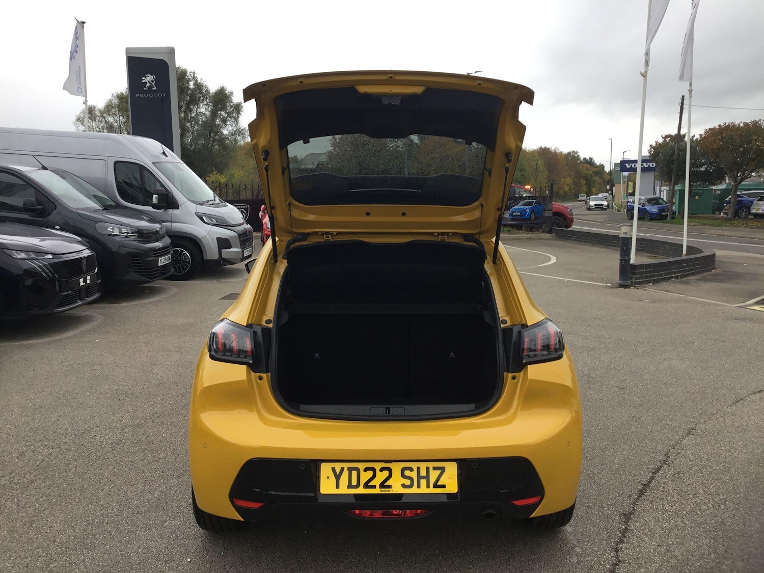 Used Peugeot 208 2022 for sale - 76765665: Photo 9