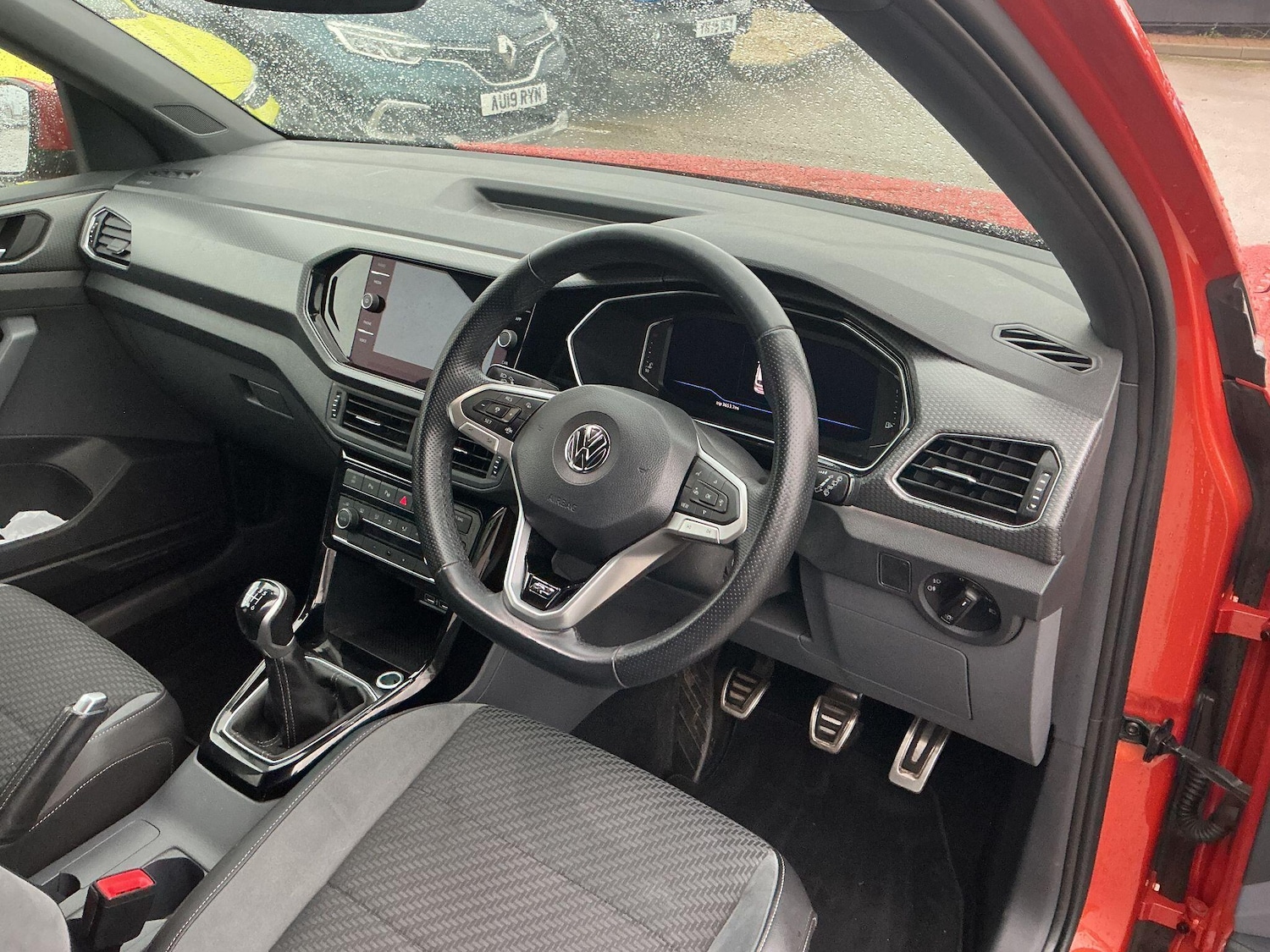 Used Volkswagen T-Cross 2020 for sale - 77970616: Photo 25