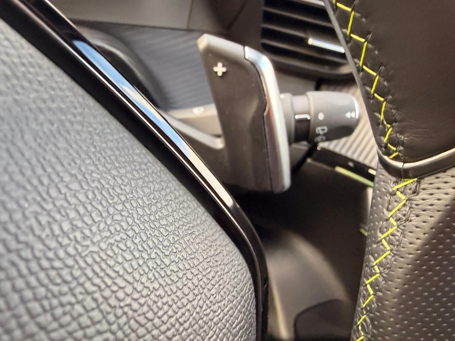 Used Peugeot 2008 2022 for sale - 78101064: Photo 34