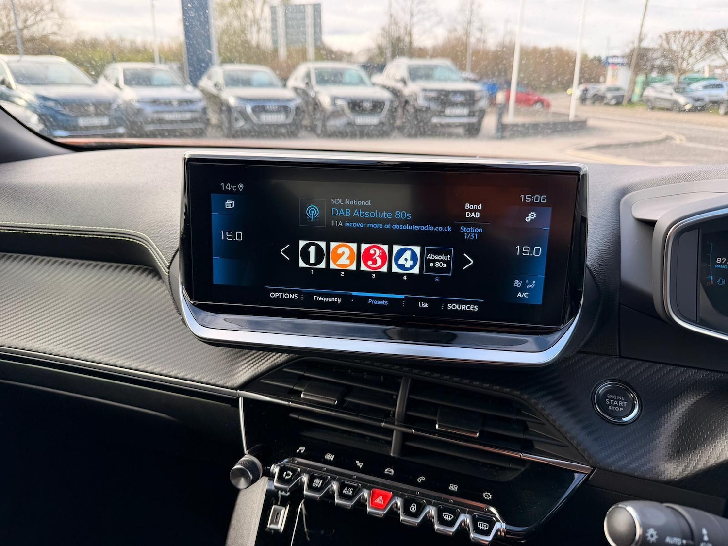 Used Peugeot 2008 2022 for sale - 78101064: Photo 36