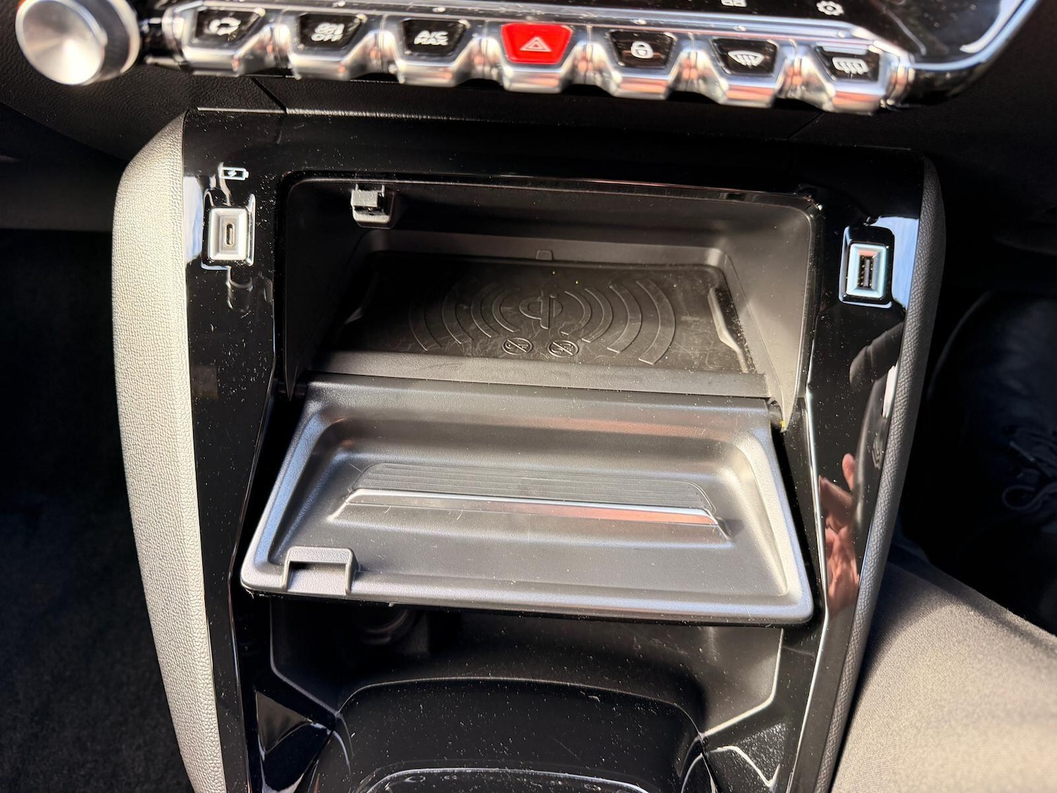 Used Peugeot 2008 2022 for sale - 78101064: Photo 44