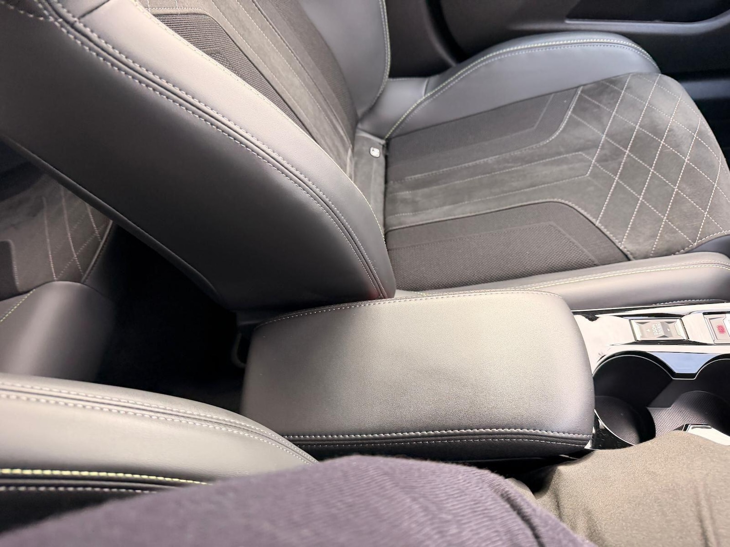 Used Peugeot 2008 2022 for sale - 78101064: Photo 45