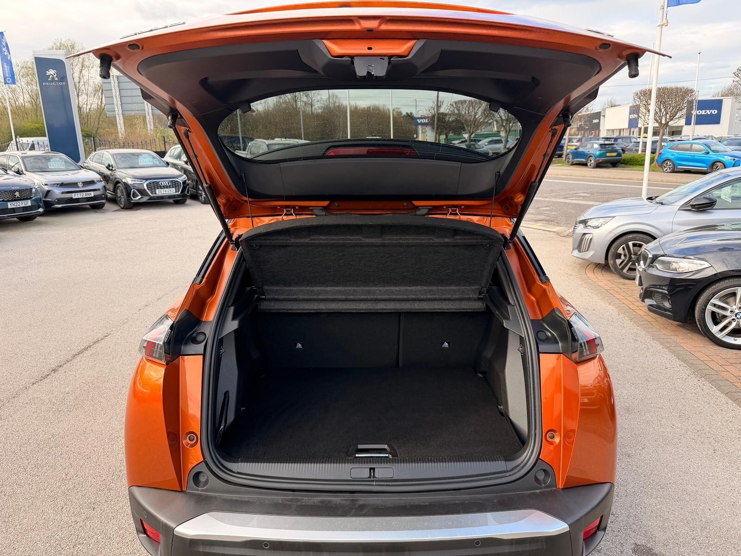 Used Peugeot 2008 2022 for sale - 78101064: Photo 9