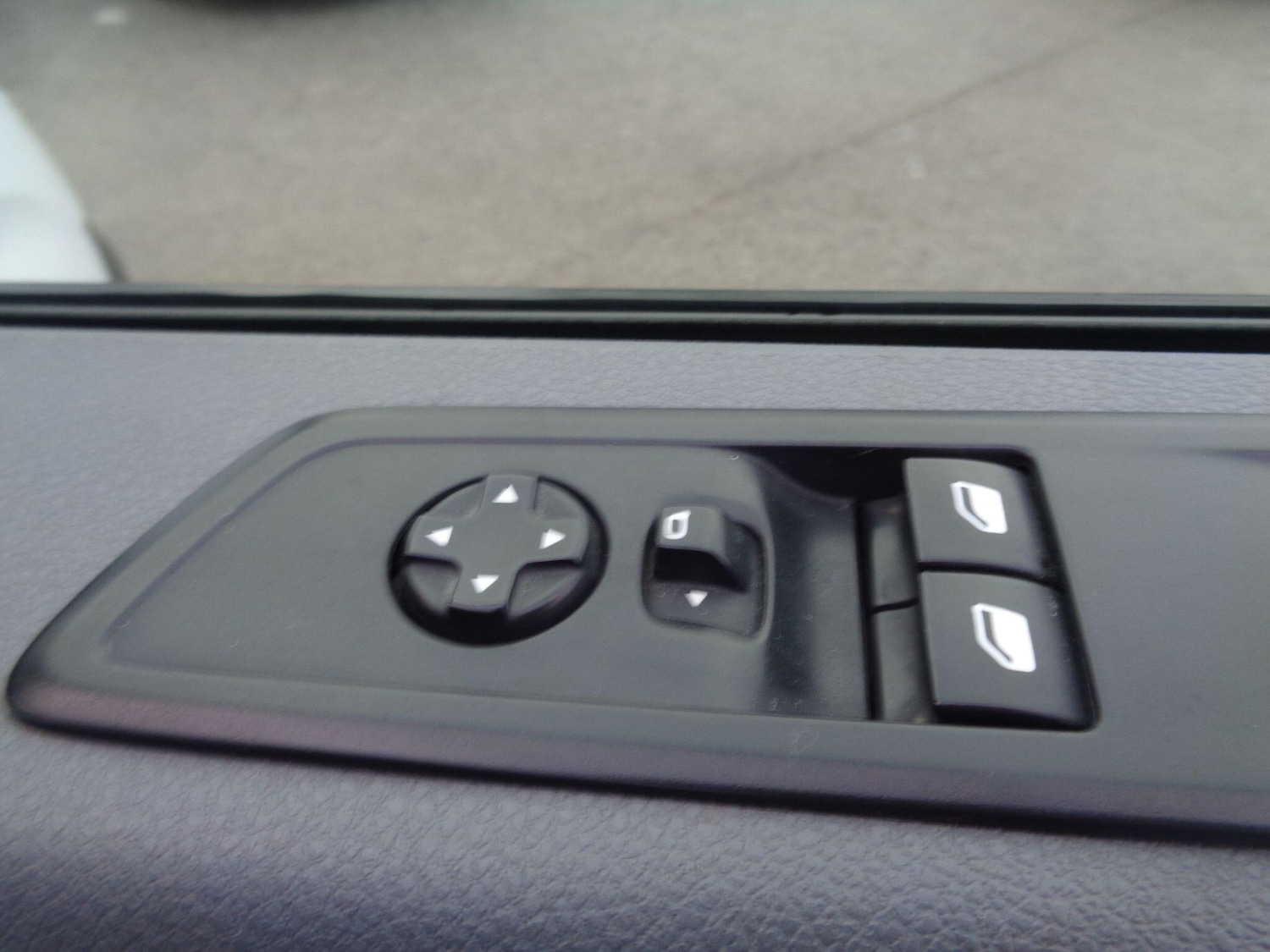 Used Vauxhall Vivaro 2023 for sale - 77633422: Photo 10