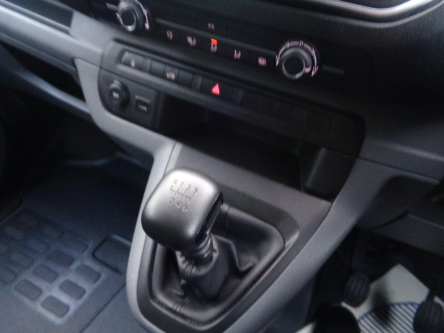 Used Vauxhall Vivaro 2023 for sale - 77633422: Photo 13