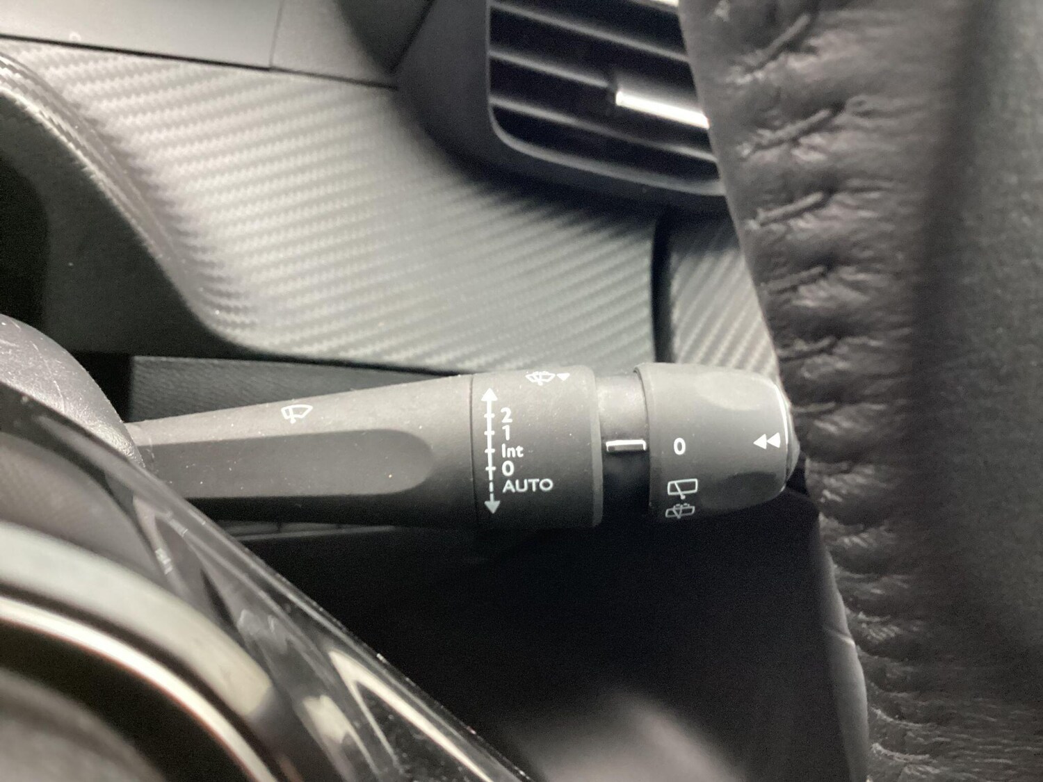 Used Peugeot 2008 for sale - 77412036: Photo 33