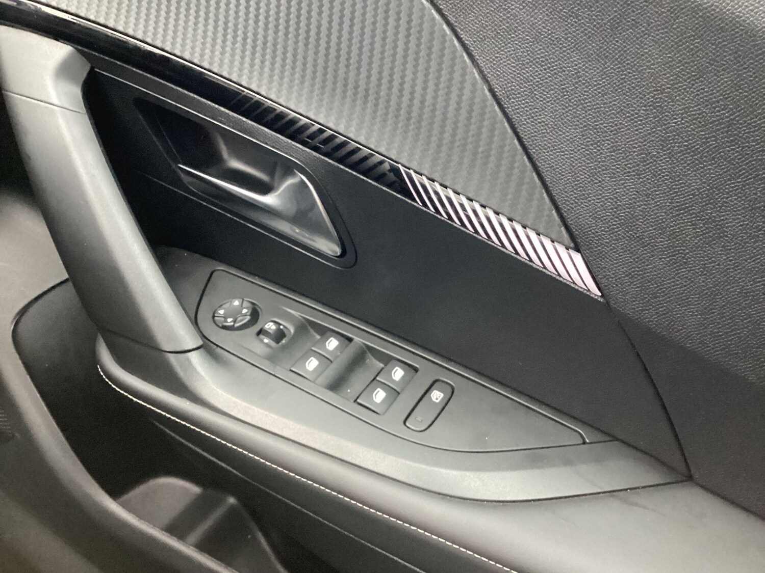 Used Peugeot 2008 for sale - 77412036: Photo 36