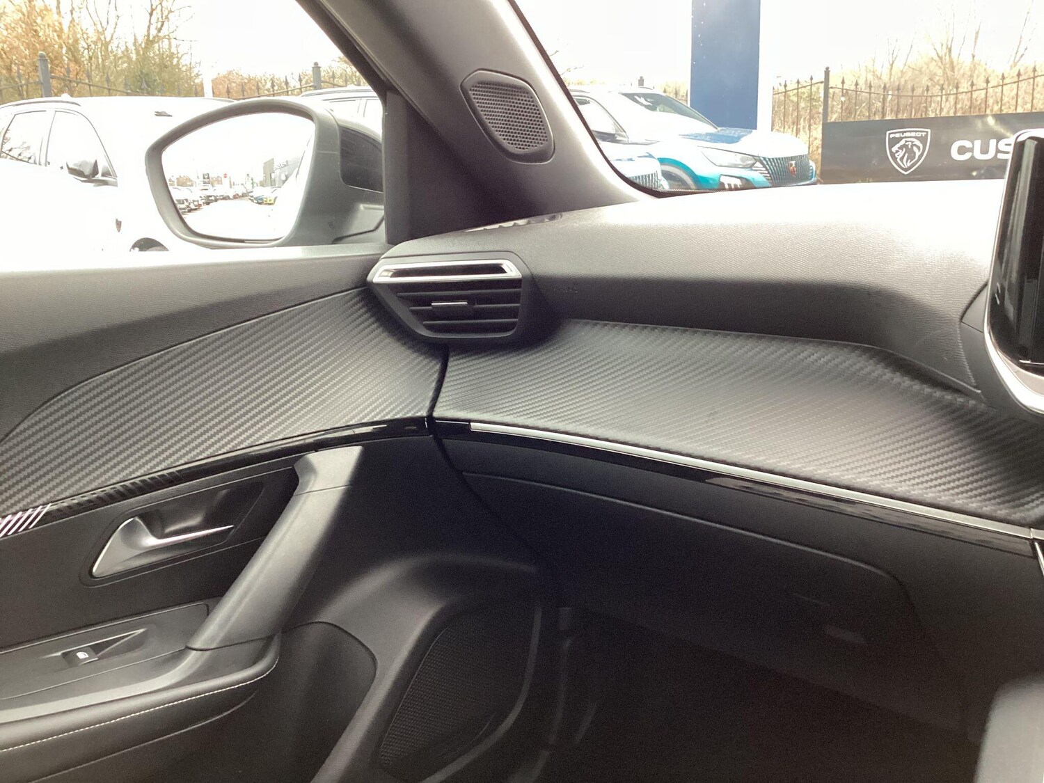 Used Peugeot 2008 for sale - 77412036: Photo 48