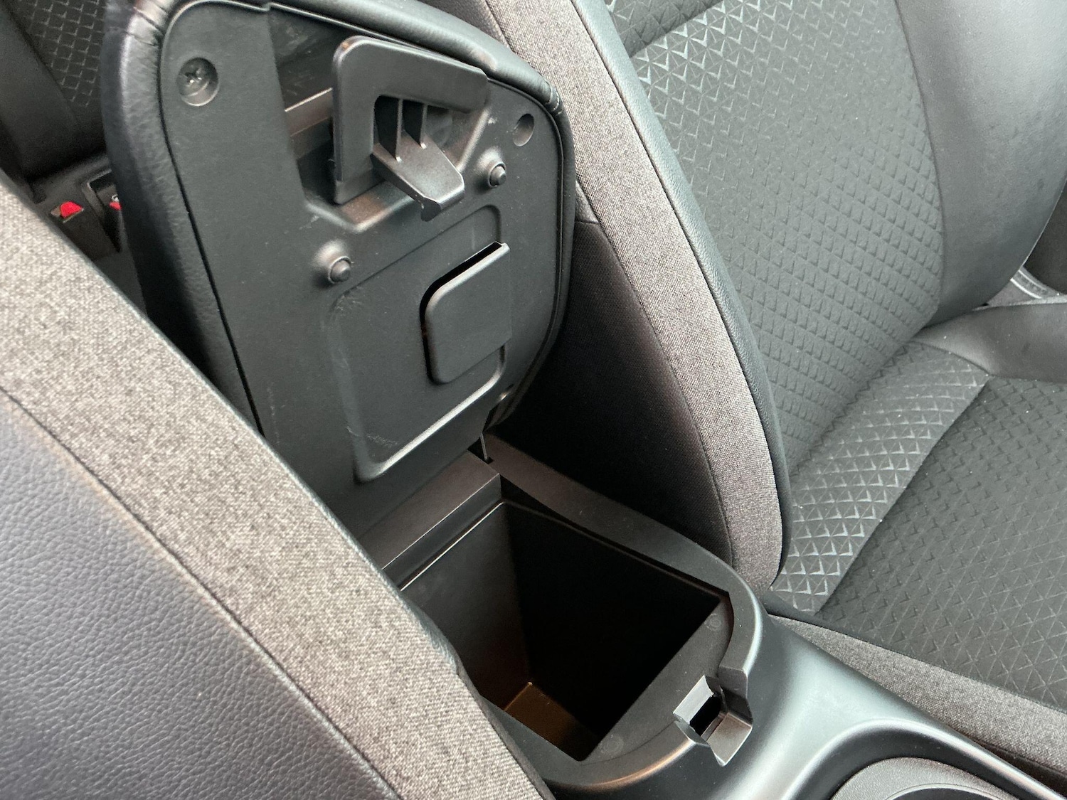 Used Nissan Juke 2024 for sale - 77021225: Photo 38