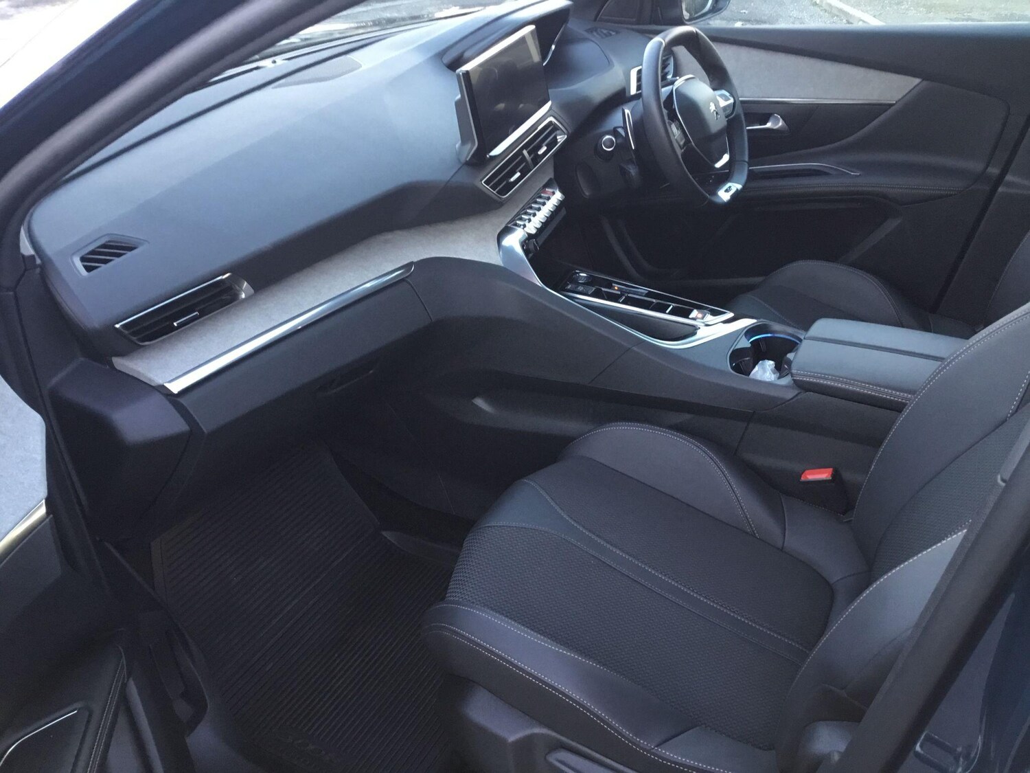 Used Peugeot 3008 2023 for sale - 76832606: Photo 18