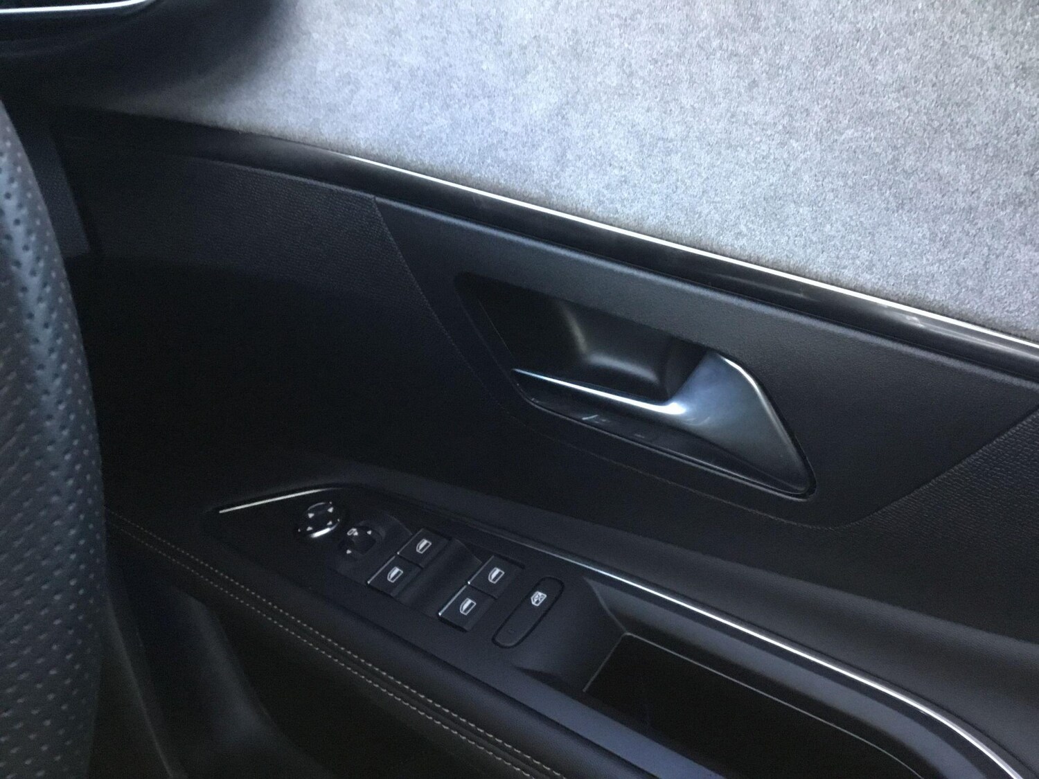 Used Peugeot 3008 2023 for sale - 76832606: Photo 26