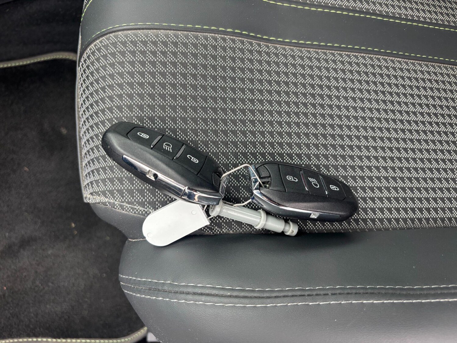 Used Peugeot 208 2021 for sale - 76099365: Photo 25