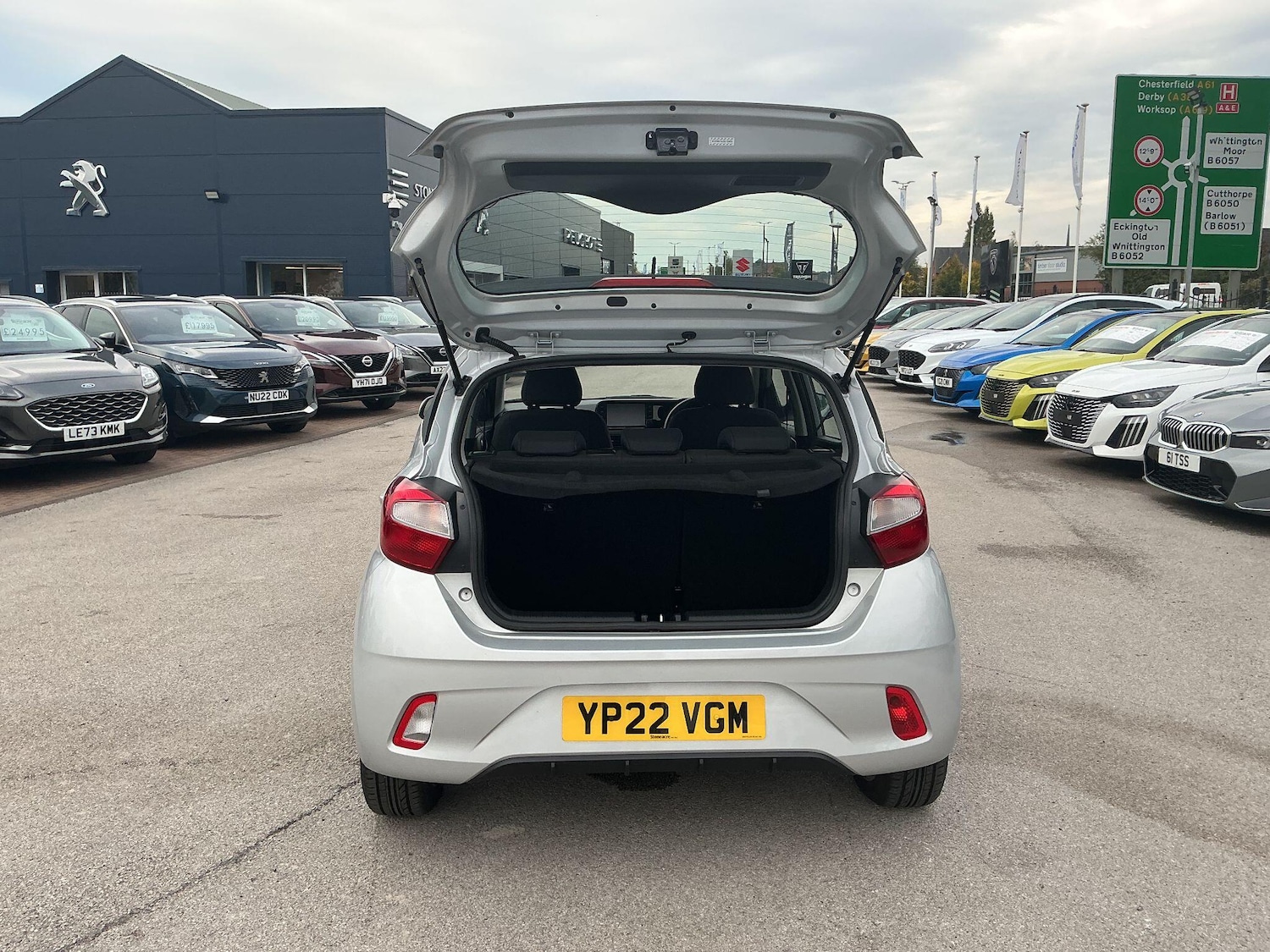 Used Hyundai i10 2022 for sale - 76440352: Photo 11