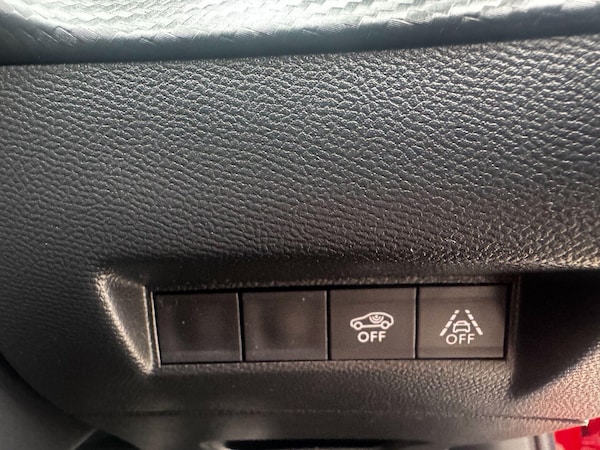 Used Peugeot 2008 2020 for sale - 76239267: Photo 39