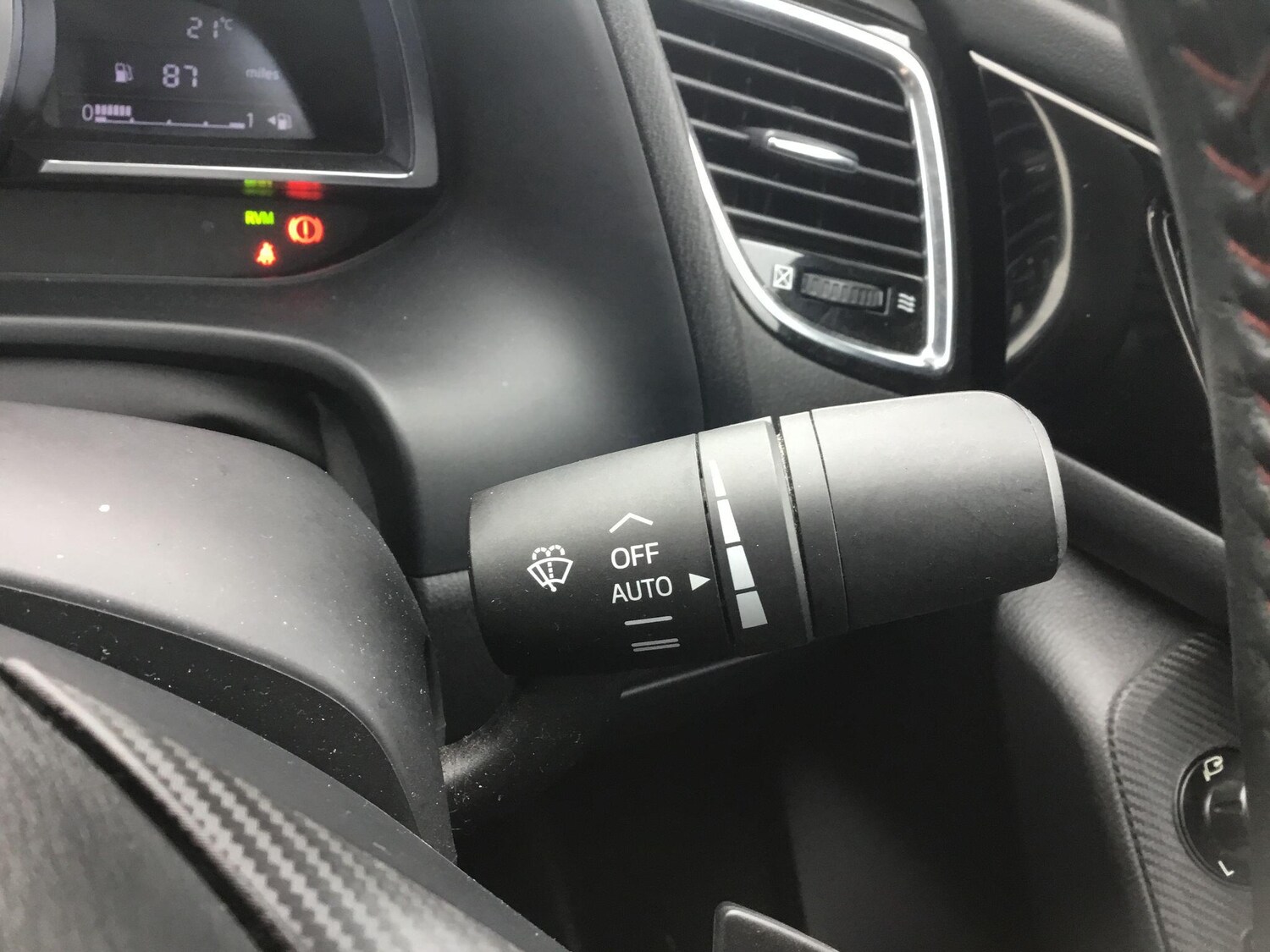 Used Mazda Mazda3 2014 for sale - 76226666: Photo 25