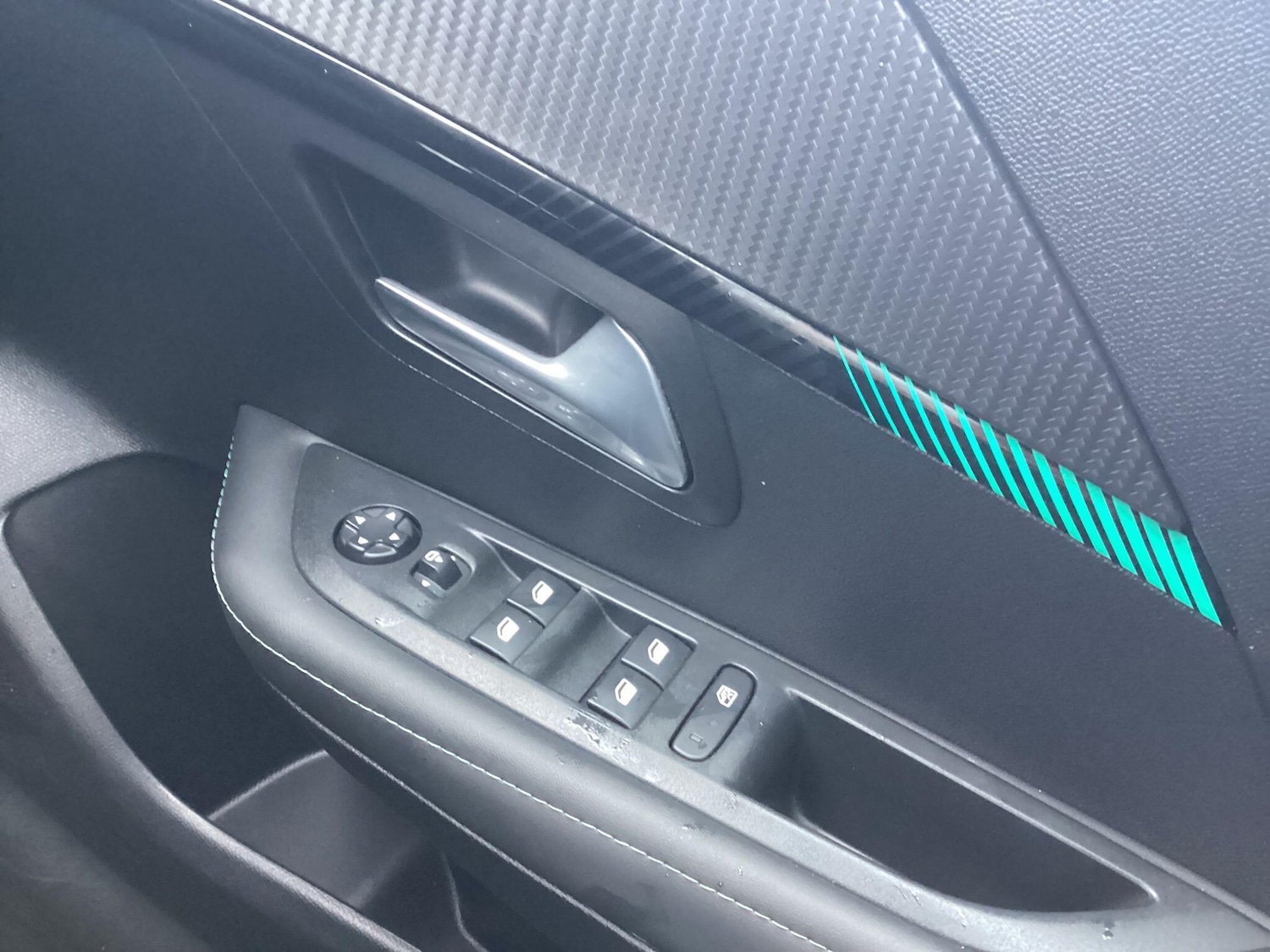 Used Peugeot 208 2023 for sale - 77574635: Photo 33