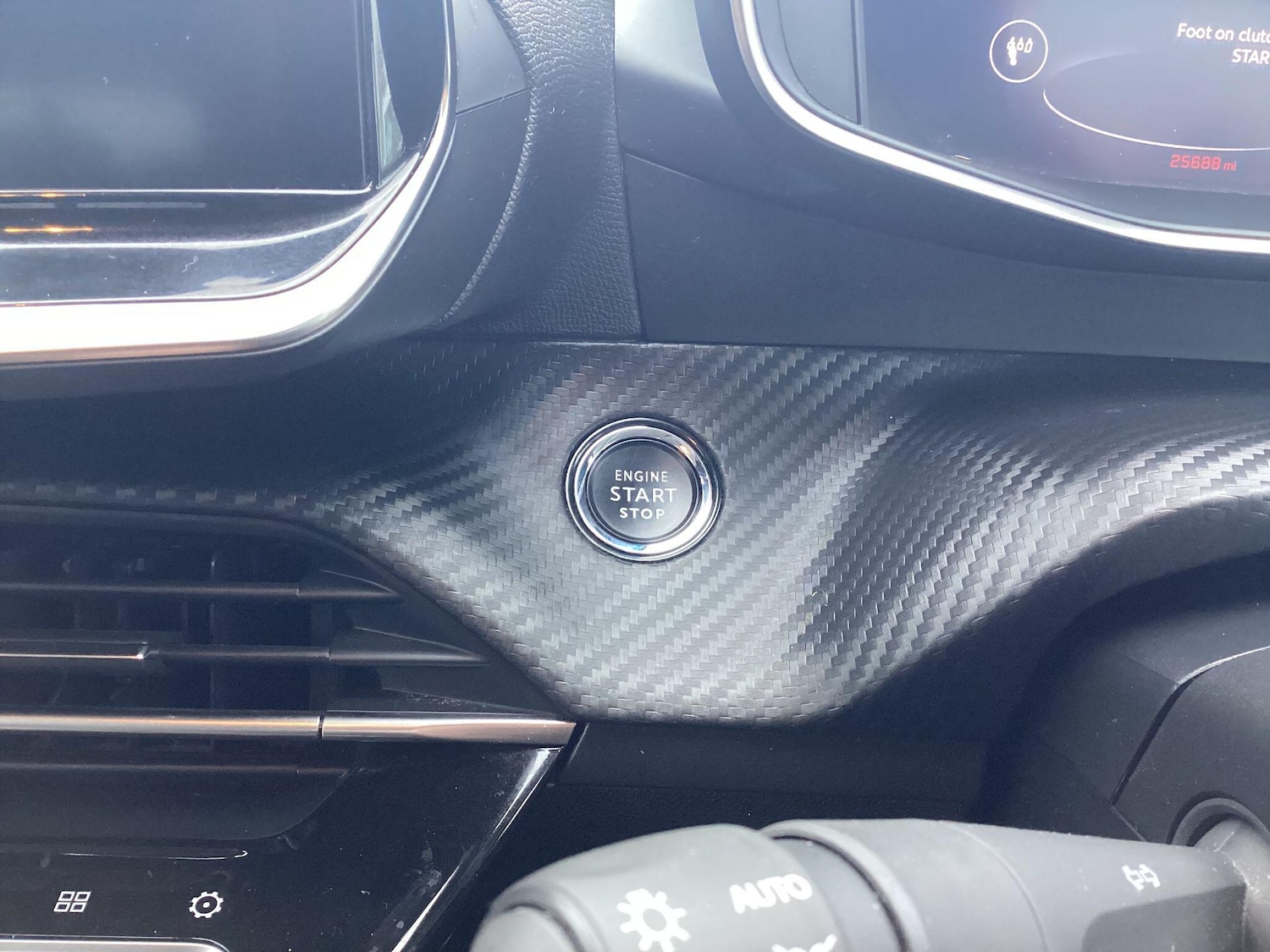 Used Peugeot 208 2023 for sale - 77574635: Photo 41