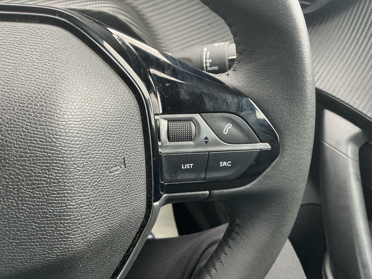 Used Peugeot 2008 2024 for sale - 77559668: Photo 33