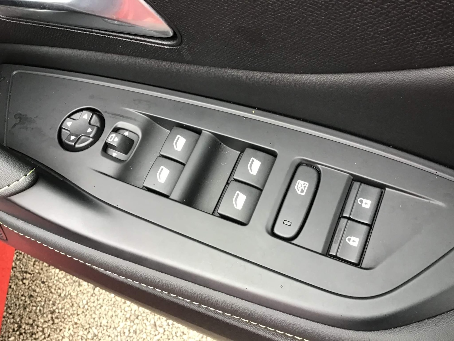 Used Peugeot E-308 2024 for sale - 76307876: Photo 12