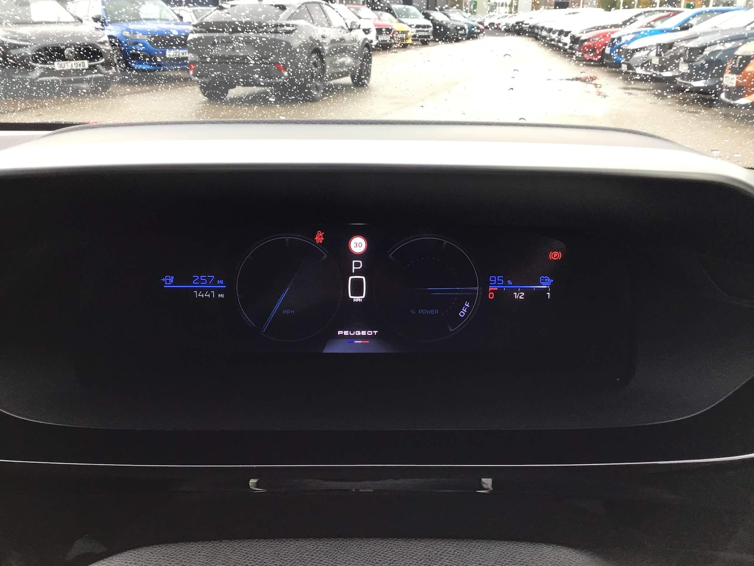 Used Peugeot E-308 2024 for sale - 76307876: Photo 18