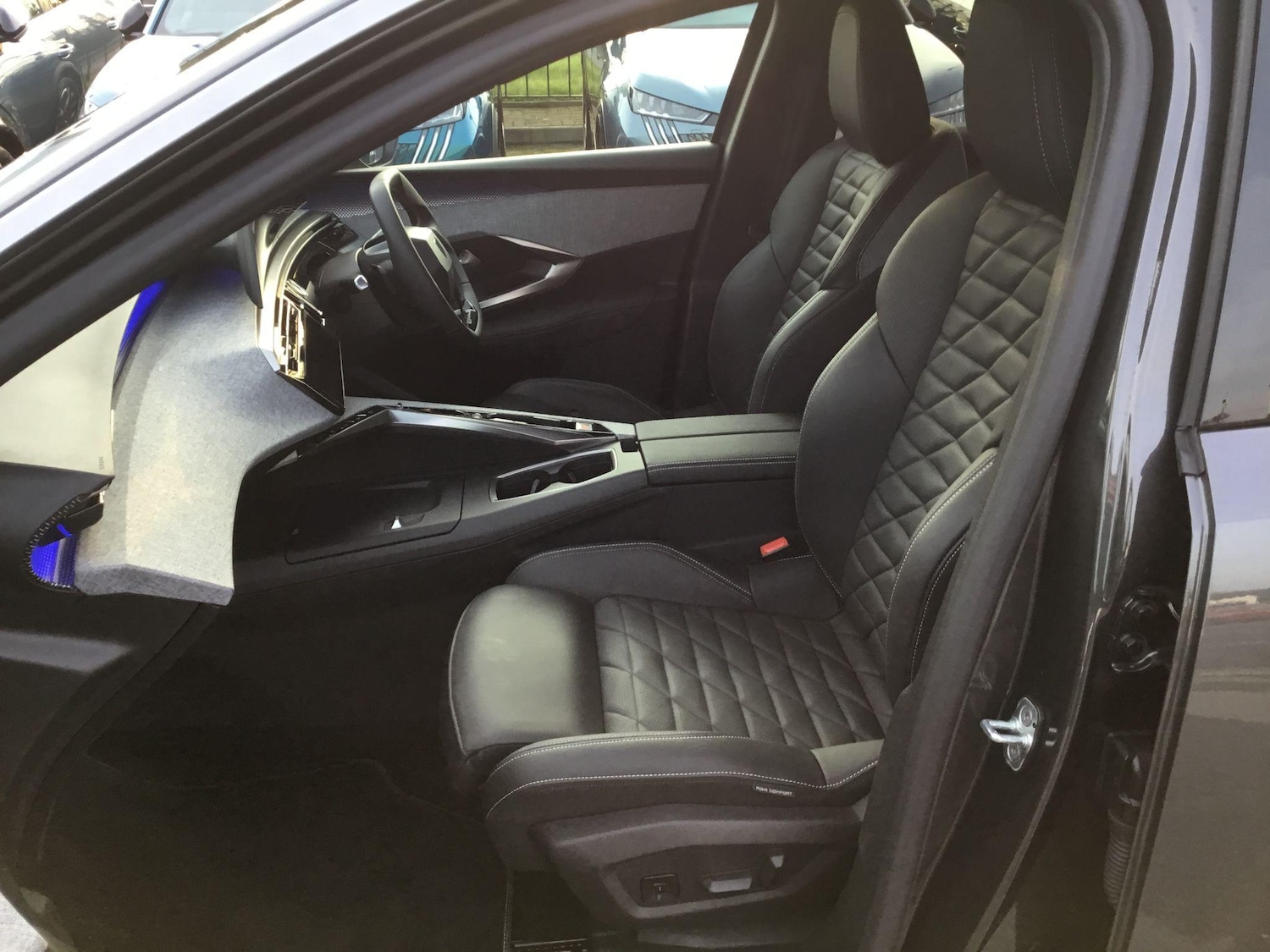 Used Peugeot 3008 2024 for sale - 77230242: Photo 19