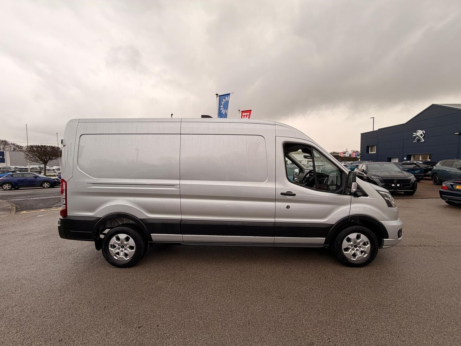 Used Ford Transit 2025 for sale - 77709369: Photo 2