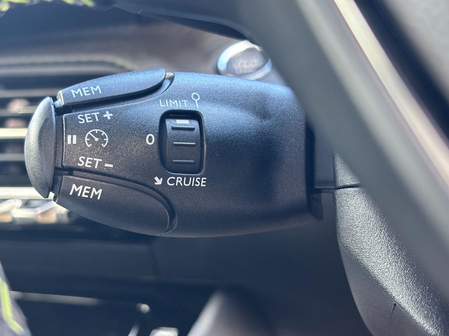 Used Peugeot E-208 2025 for sale - 76138500: Photo 24