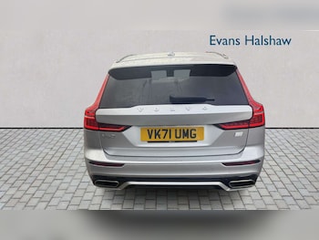 Used Volvo V60 2021 for sale - 79078894: Photo