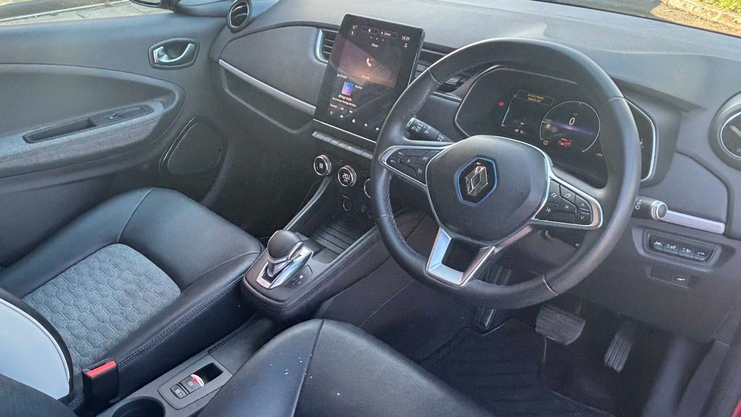 Used Renault Zoe for sale - 77862141: Photo 9