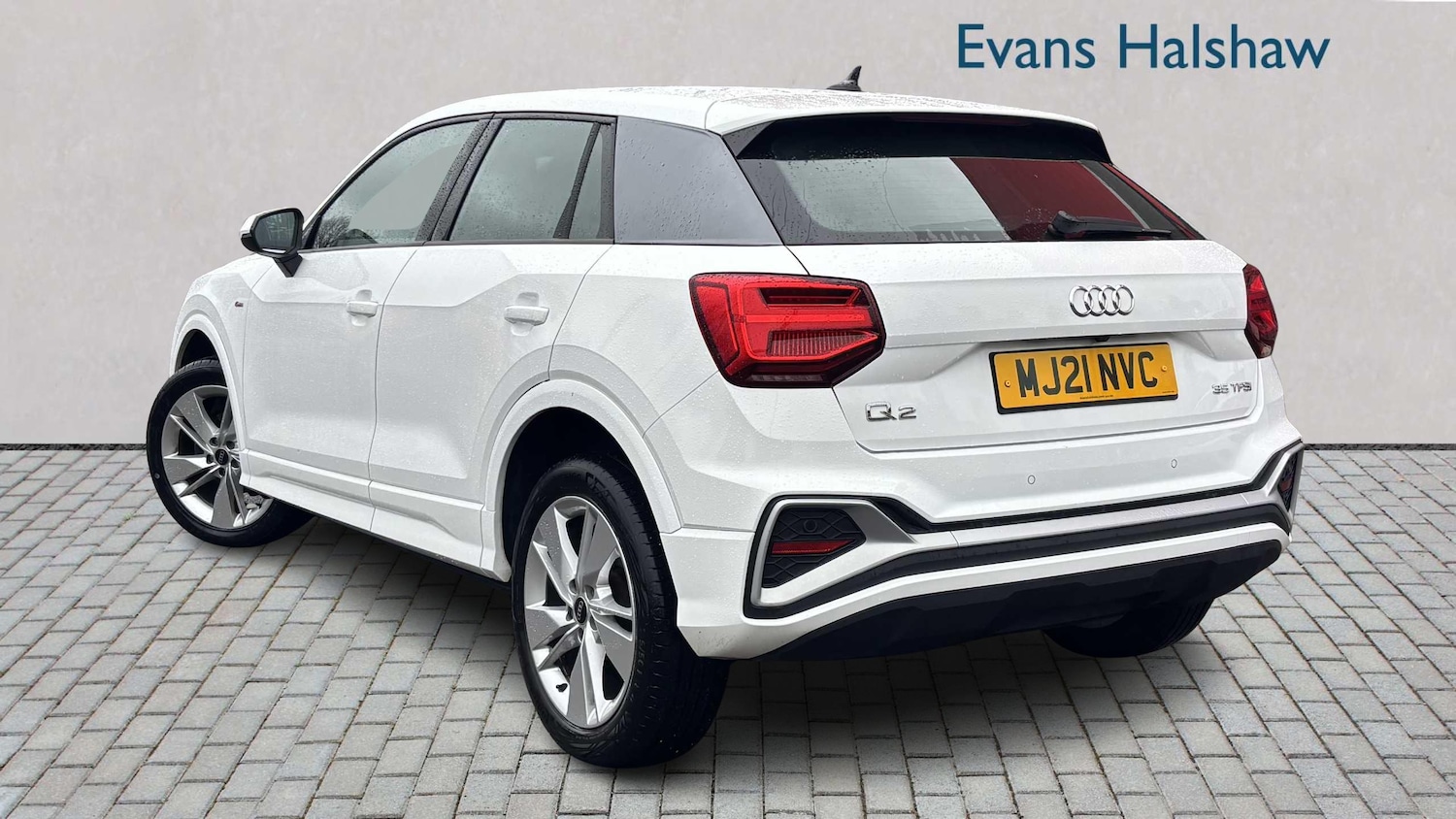 Used Audi Q2 for sale - 77861345: Photo 2