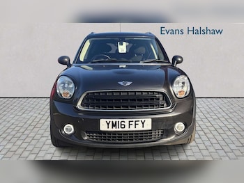 Used MINI Countryman 2016 for sale - 77858205: Photo