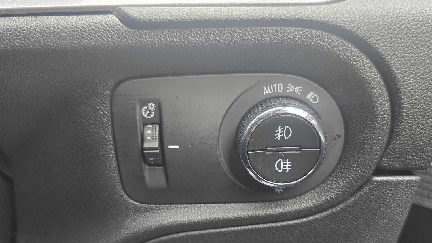 Used Vauxhall Grandland for sale - 77859963: Photo 26