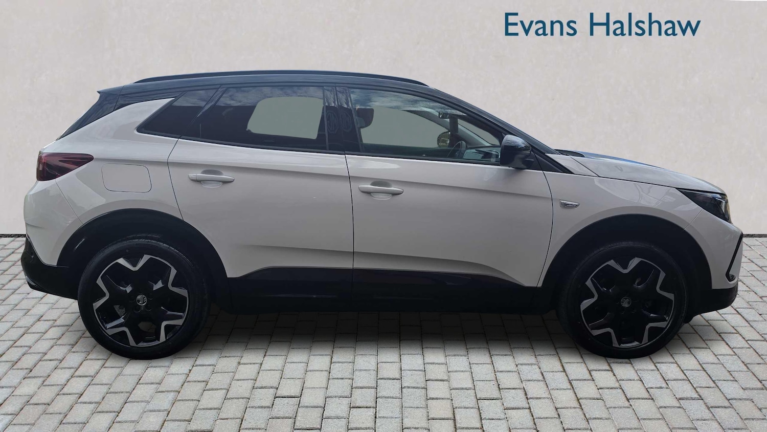 Used Vauxhall Grandland for sale - 77859963: Photo 3