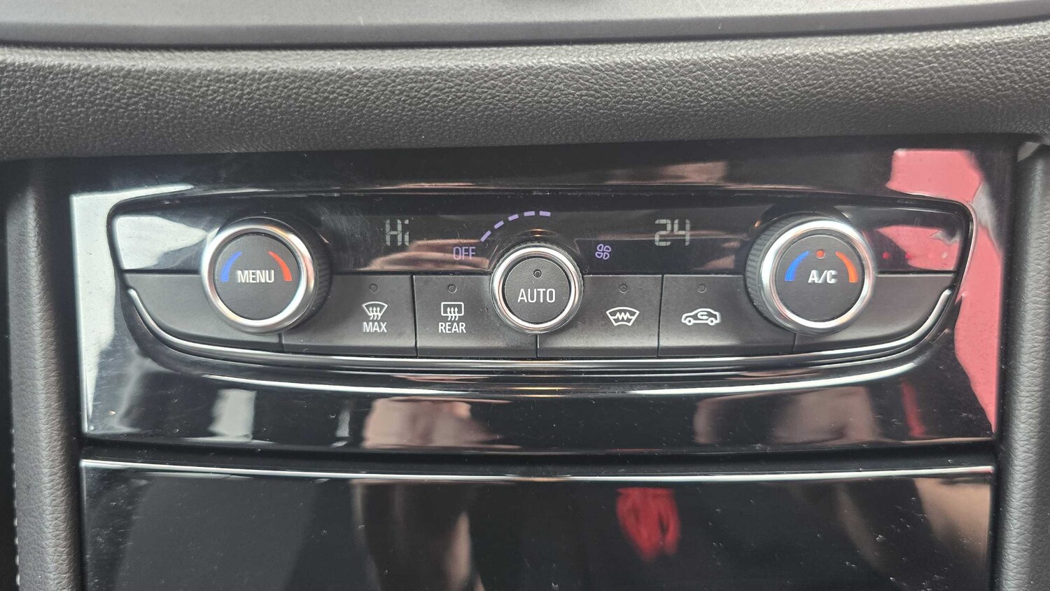 Used Vauxhall Grandland for sale - 77859963: Photo 31