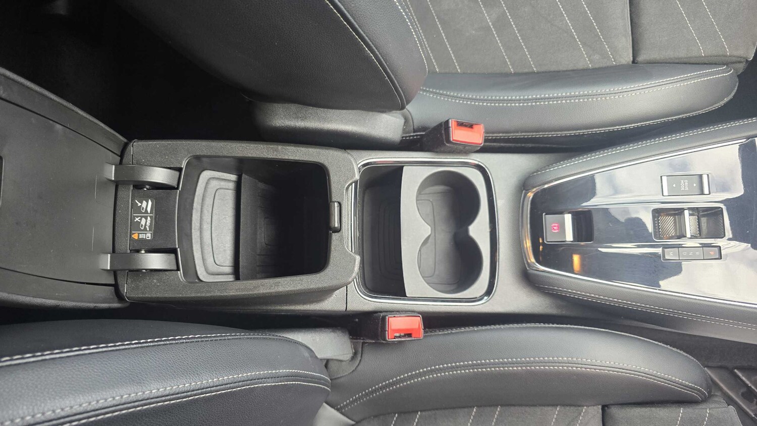 Used Vauxhall Grandland for sale - 77859963: Photo 35