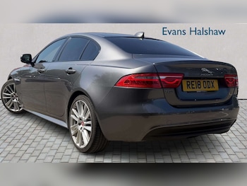 Used Jaguar XE 2018 for sale - 79172603: Photo
