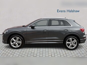 Used Audi Q3 2023 for sale - 78385779: Photo