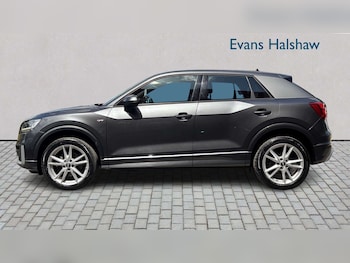 Used Audi Q2 2017 for sale - 78774800: Photo
