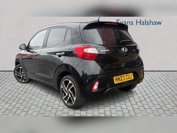 Used Hyundai i10 2023 for sale - 79065396: Photo