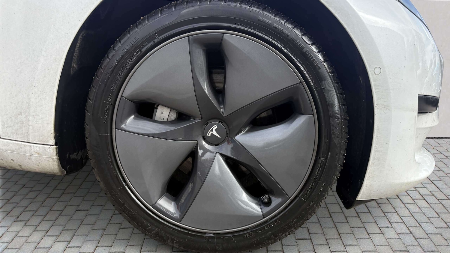 Used Tesla Model 3 2019 for sale - 77858985: Photo 5