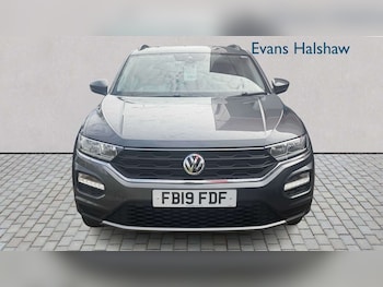 Used Volkswagen T-Roc 2019 for sale - 78248258: Photo
